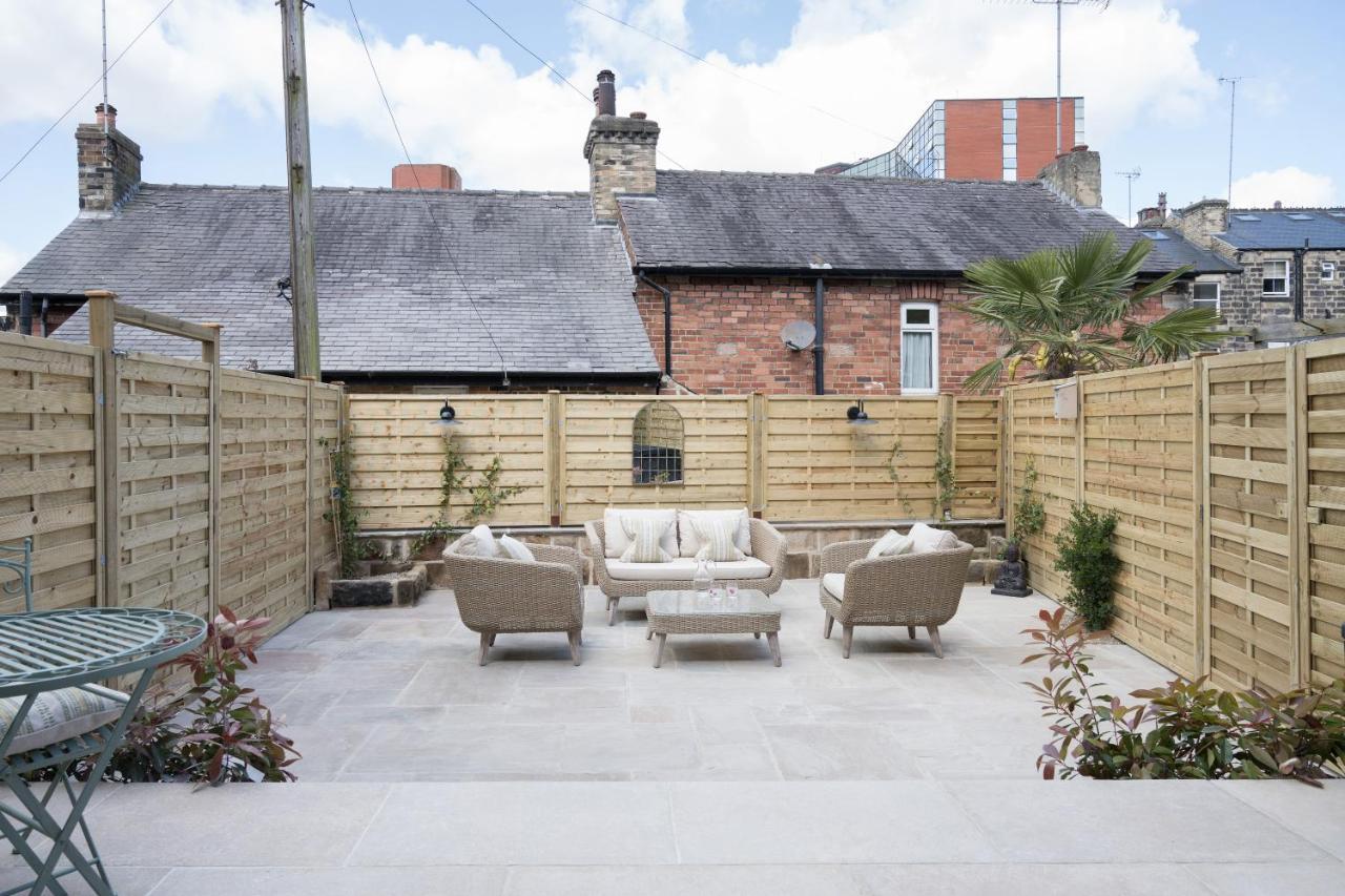 Townhouse By Harrogate Serviced Apartments Exterior foto