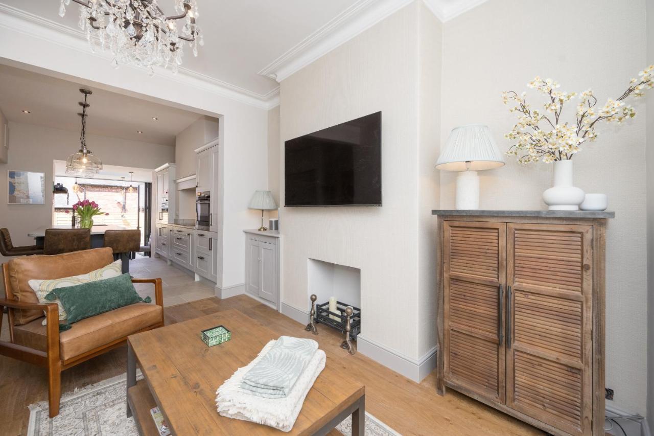 Townhouse By Harrogate Serviced Apartments Exterior foto
